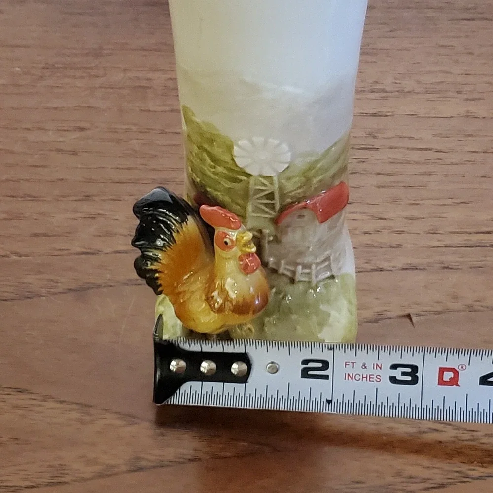 Vintage Otagiri Rooster Chicken Bud Vase Embossed‎ Farm Scene Otagiri Japan